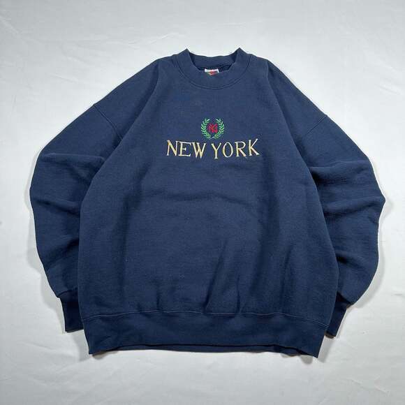 Fruit of the Loom Other - Fruit of the Loom Vintage New York Embroidered Crewneck Sweatshirt